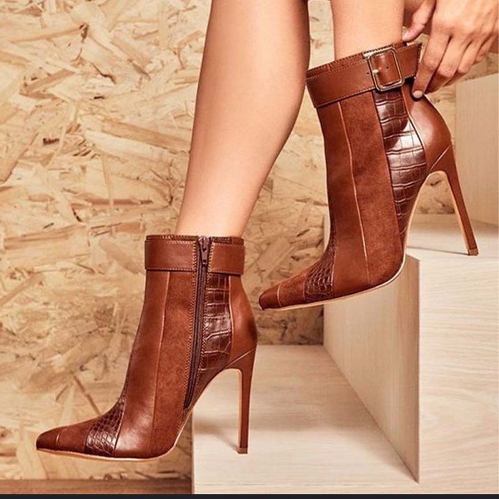 Shoe Dazzle Brown Textured Heeled Boots